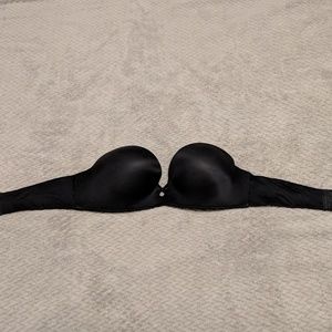 Victoria Secret Bombshell Strapless Bra